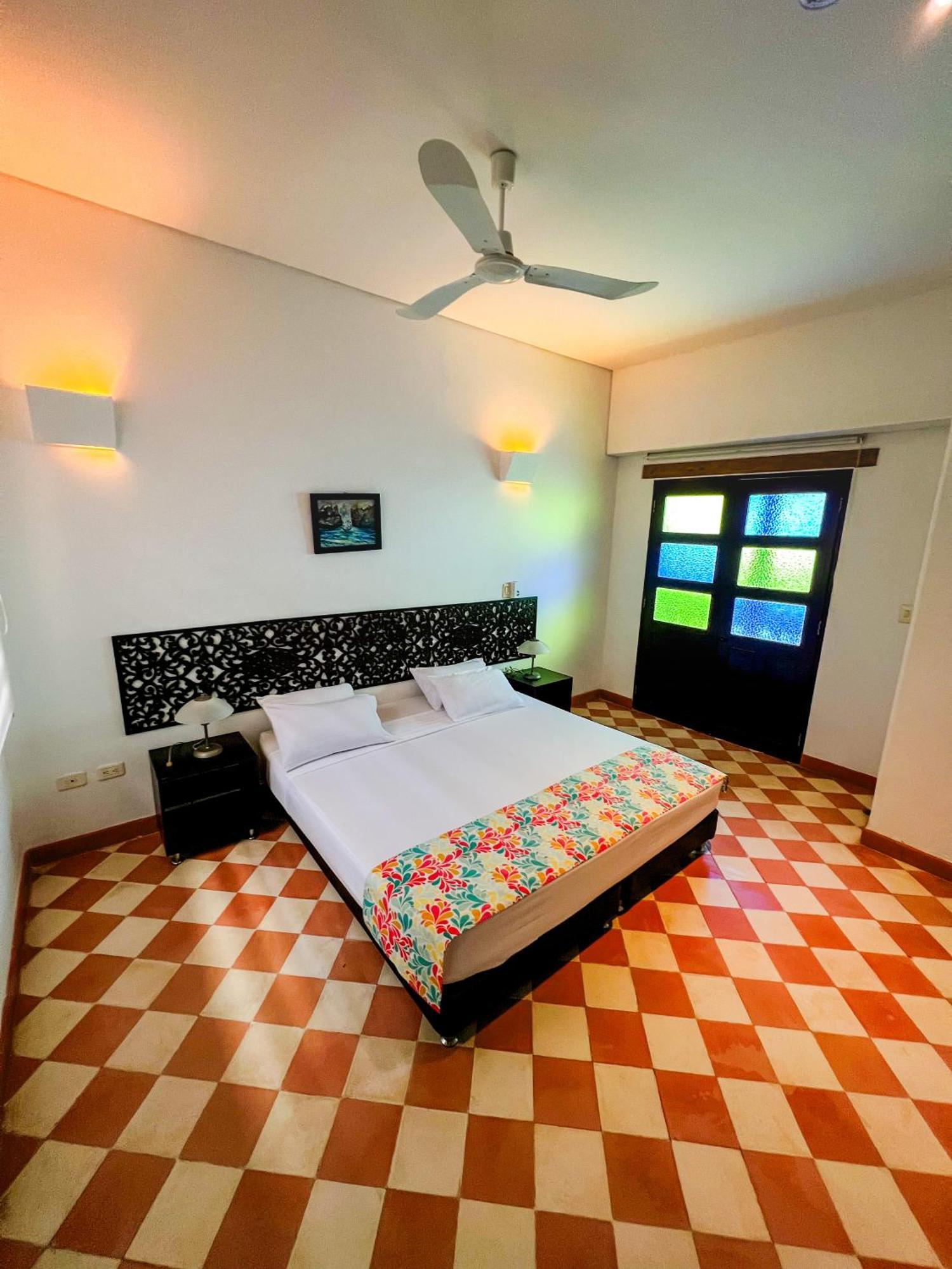 Puerto Pelicano Hotel Santa Marta (Magdalena)