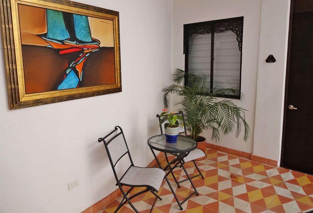 Puerto Pelicano Hotel